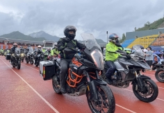 百余名越野機(jī)車(chē)手“探秘神農(nóng)架”10月12日啟幕